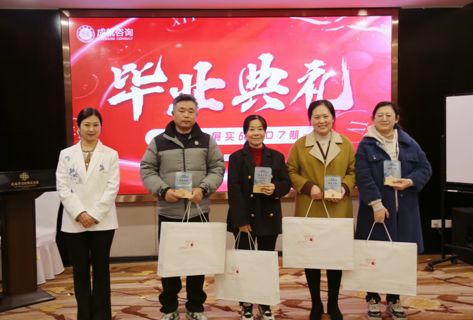 676112ddc0217.jpg 22831734415036_.pic.jpg