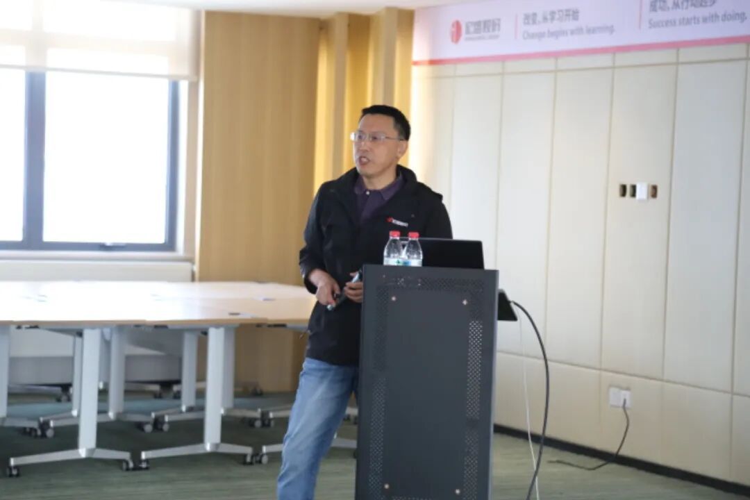 于靈山腳下加冕，向更闊天地前行 | 人才發(fā)展實(shí)戰(zhàn)班08期畢業(yè)典禮圓滿落幕